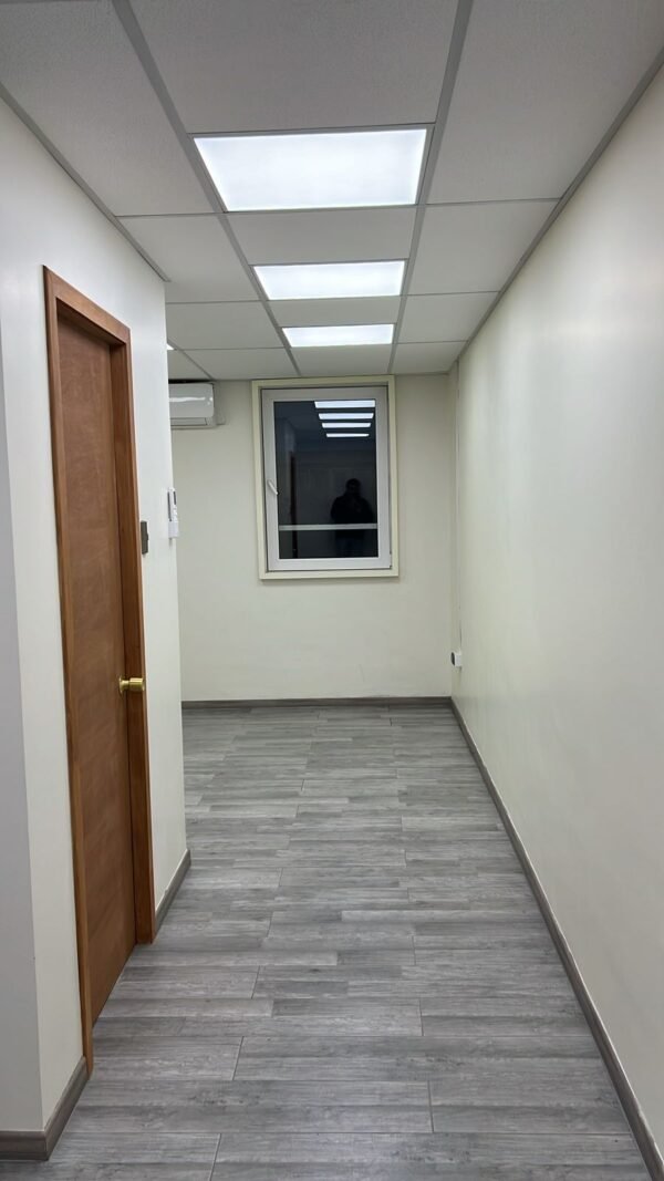 2 ARRIENDO OFICINA