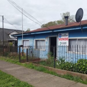 SE VENDE CASA CON DOS CABAÑAS,BARRIO CENTRAL, LA UNION