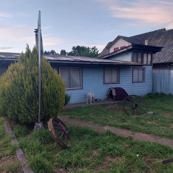 SE VENDE CASA CON CABAÑAS, EN LA UNIÓN