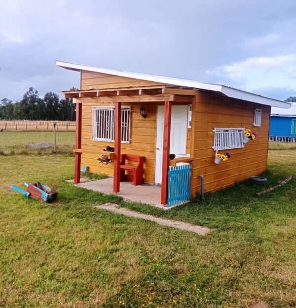 24 SE VENDE CASA EN PARCELA CON CABAÑAS, RIO BUENO