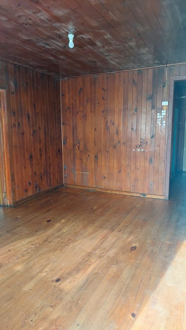 SE VENDE CASA CON DOS CABAÑAS,BARRIO CENTRAL, LA UNION